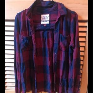 Kohl’s Red and Dark blue Flannel Medium